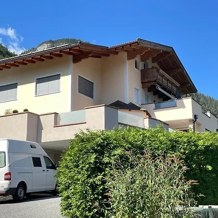 Apartment Stoabergblick Lofer